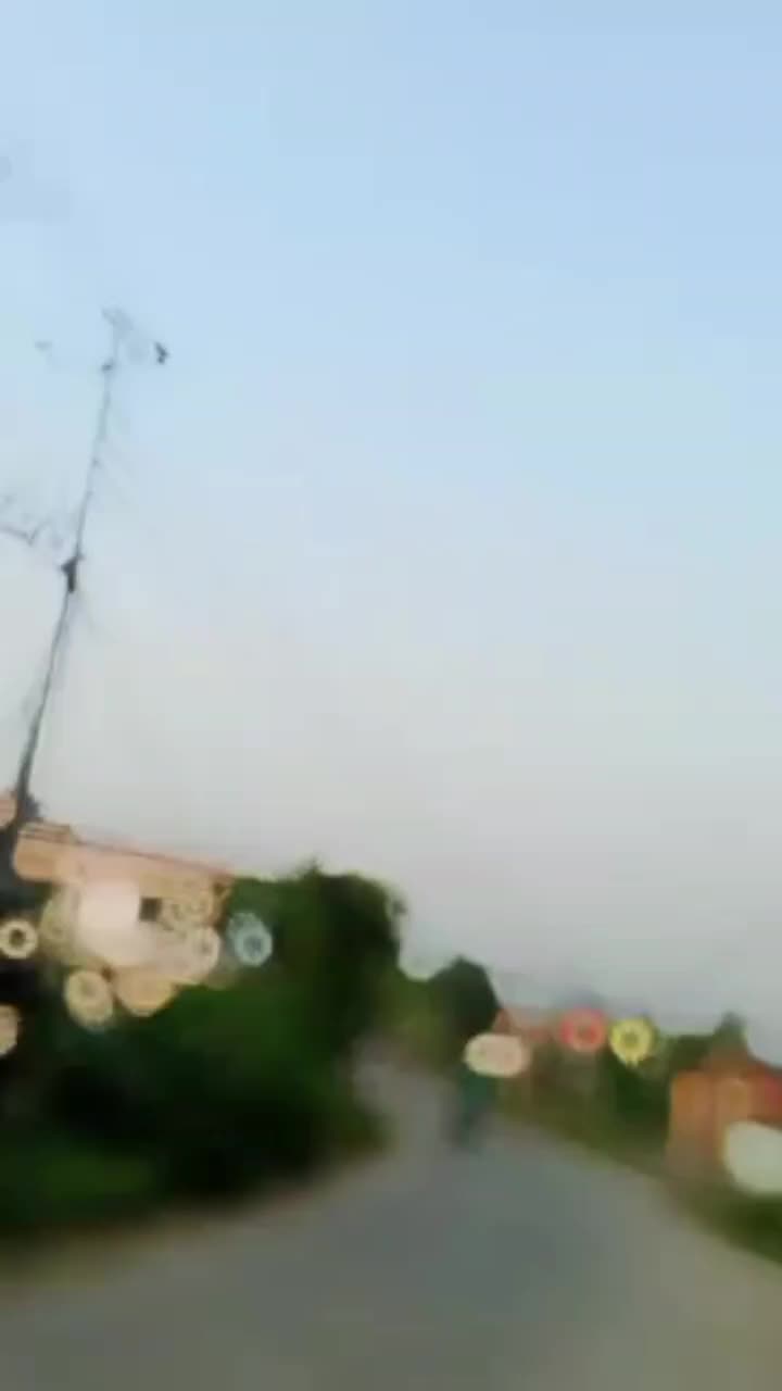 @Æĺøñè Bøý