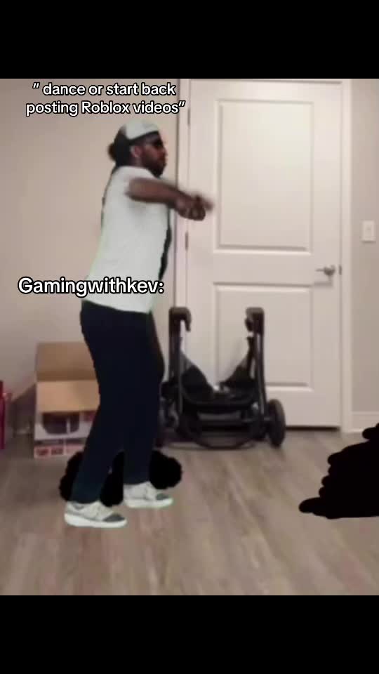 @𝐁𝐫𝐢𝐜𝐤𝐲🧱