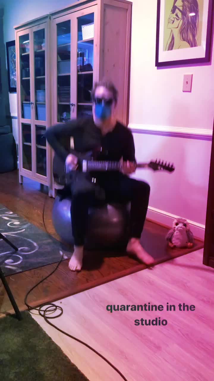 @plaidbrixx
