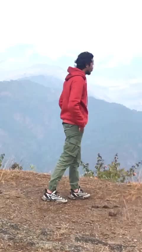 @👑<..BiNaYaK.🇳🇵.SiNgH..>👑
