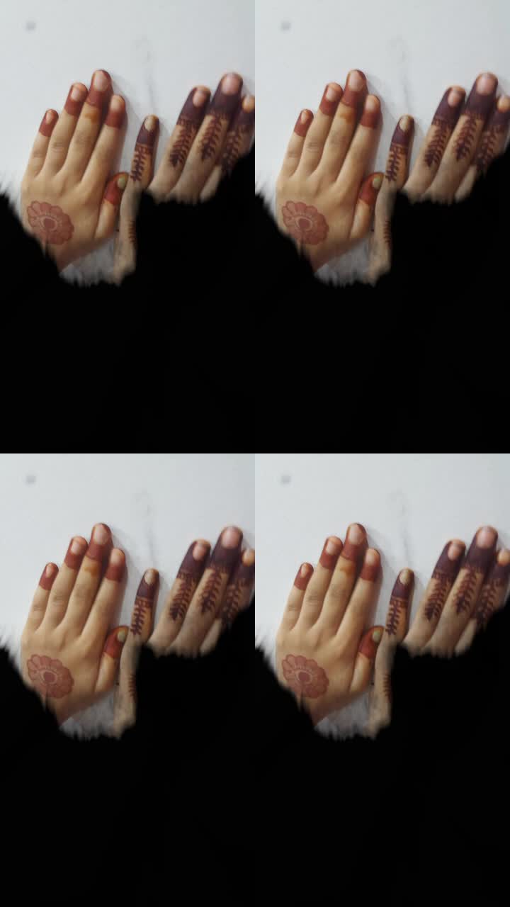 @🖤