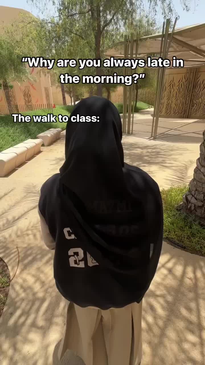 @🎓