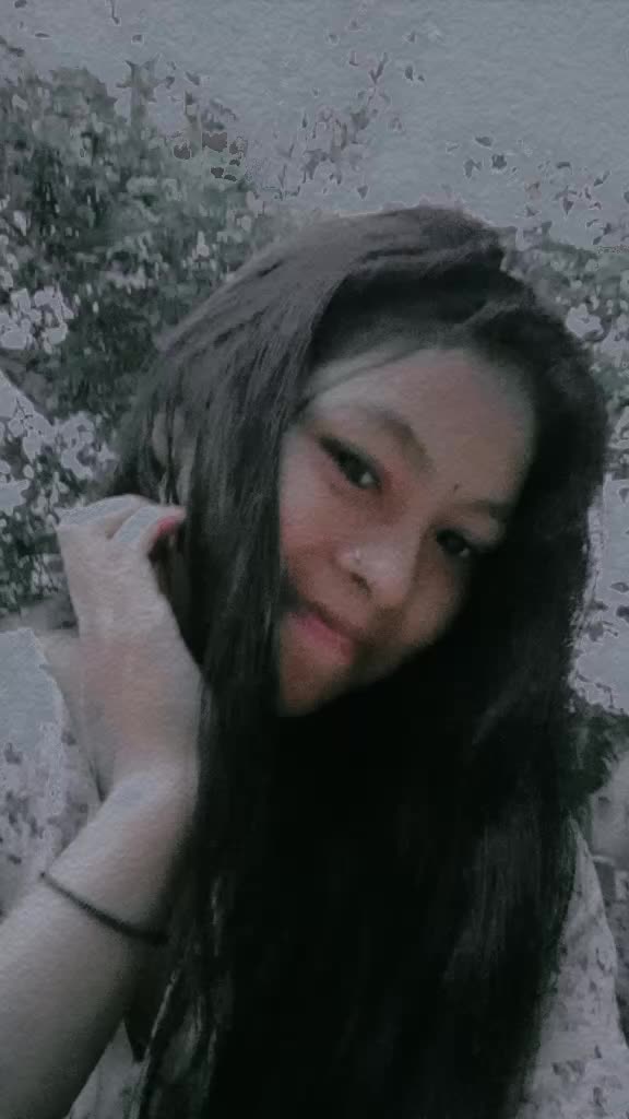 @Tharuniya__lady💖🤞