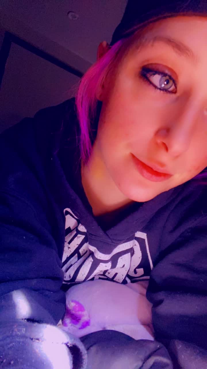 @emostoner420🌬🍃