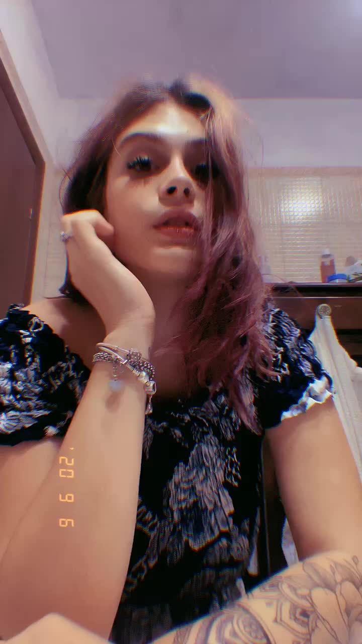 @Daniela Pavia