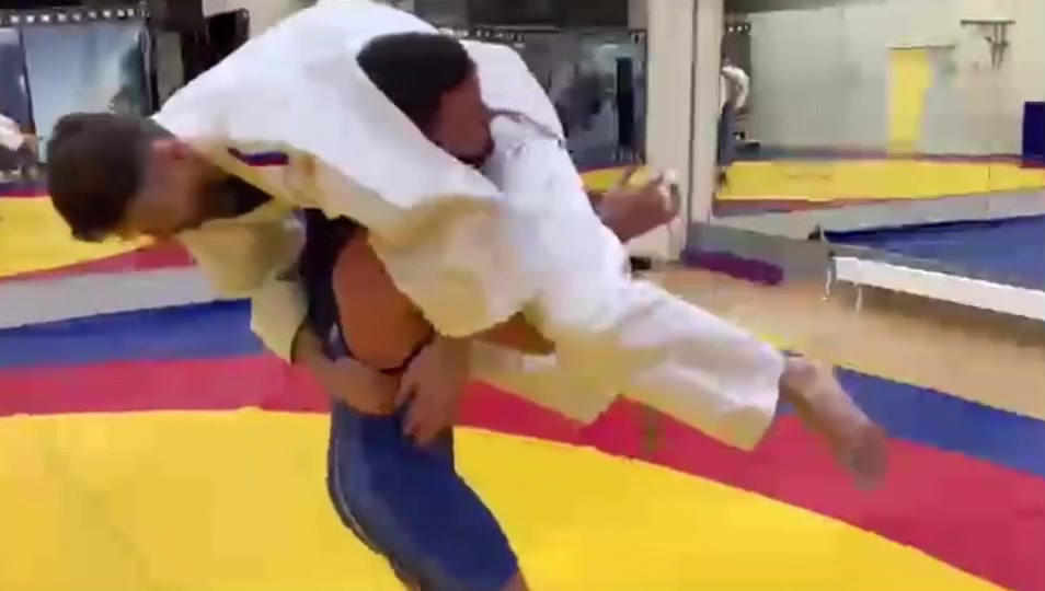 @Aleksey Zelenin