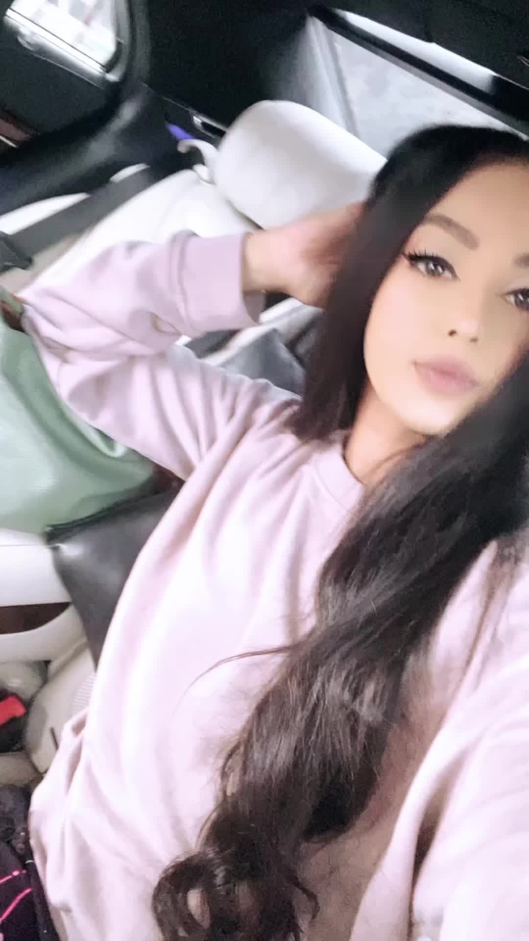 @QueenB 👑