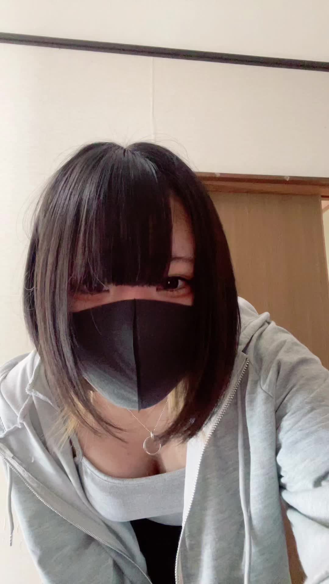 @陰キャちゃん(⃔ *`꒳´ * )⃕↝