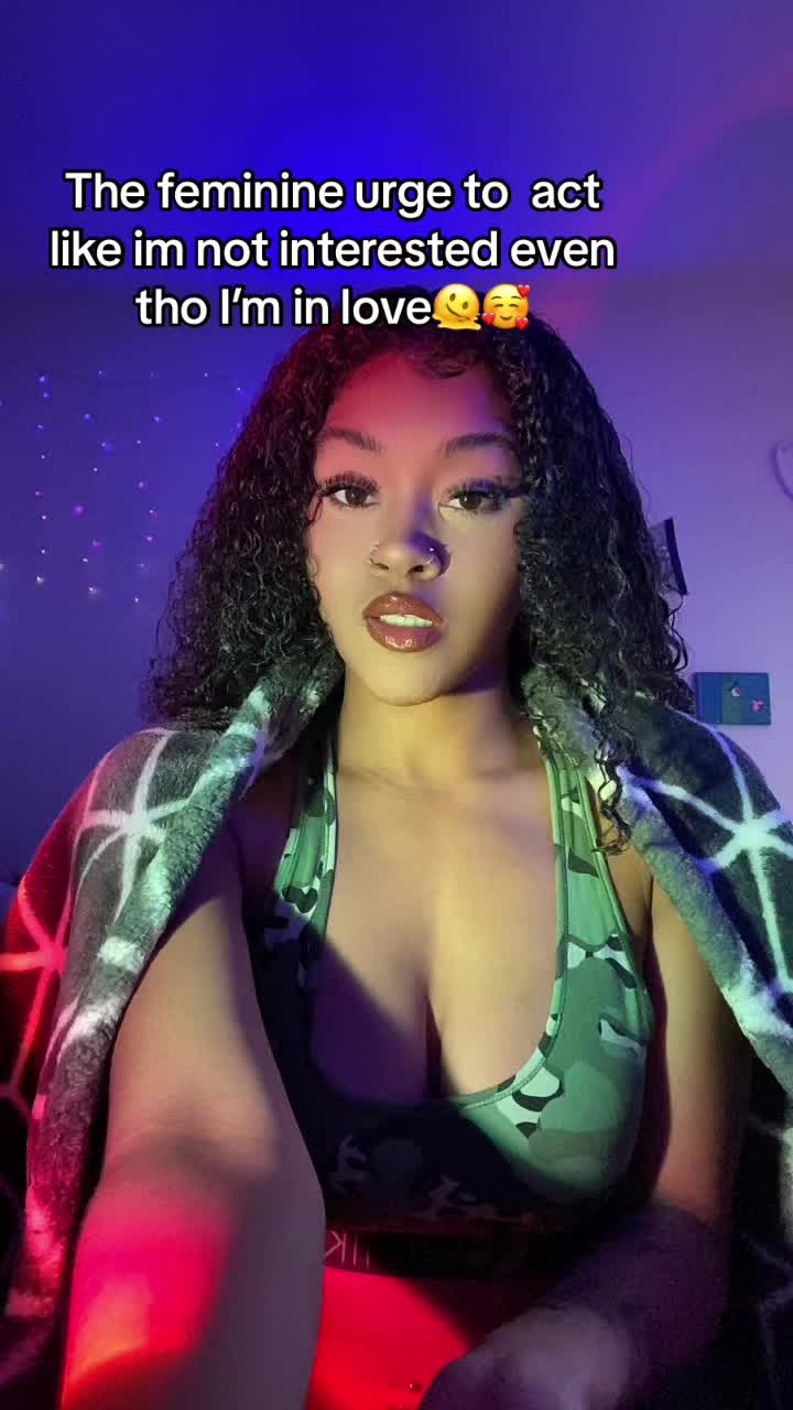 @Tinylexxx_