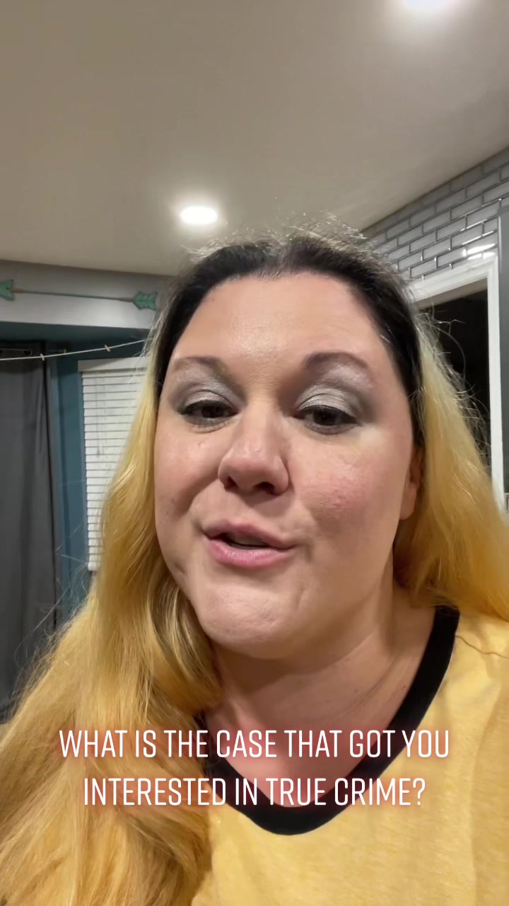 @MombiesPodcast