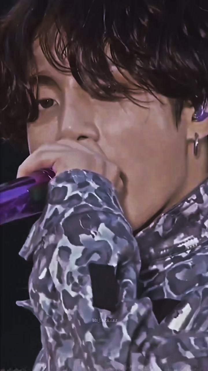 @✨ 𝐥𝐢𝐤𝐞 𝐜𝐫𝐚𝐳𝐲 ✨