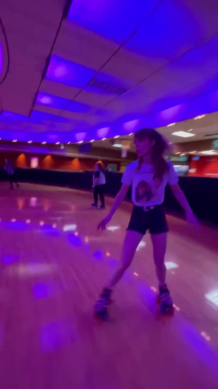 @retro_skater_girl