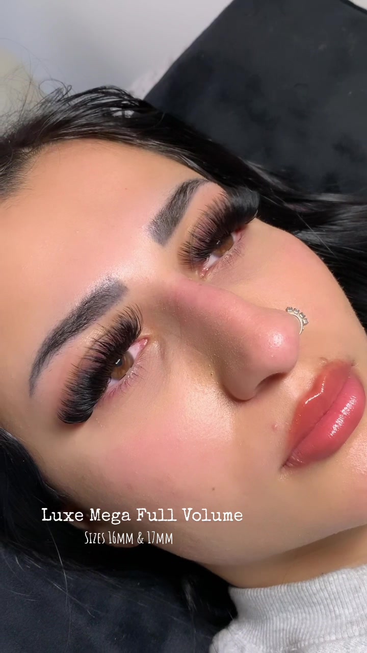 @LASHED.ANGELZ