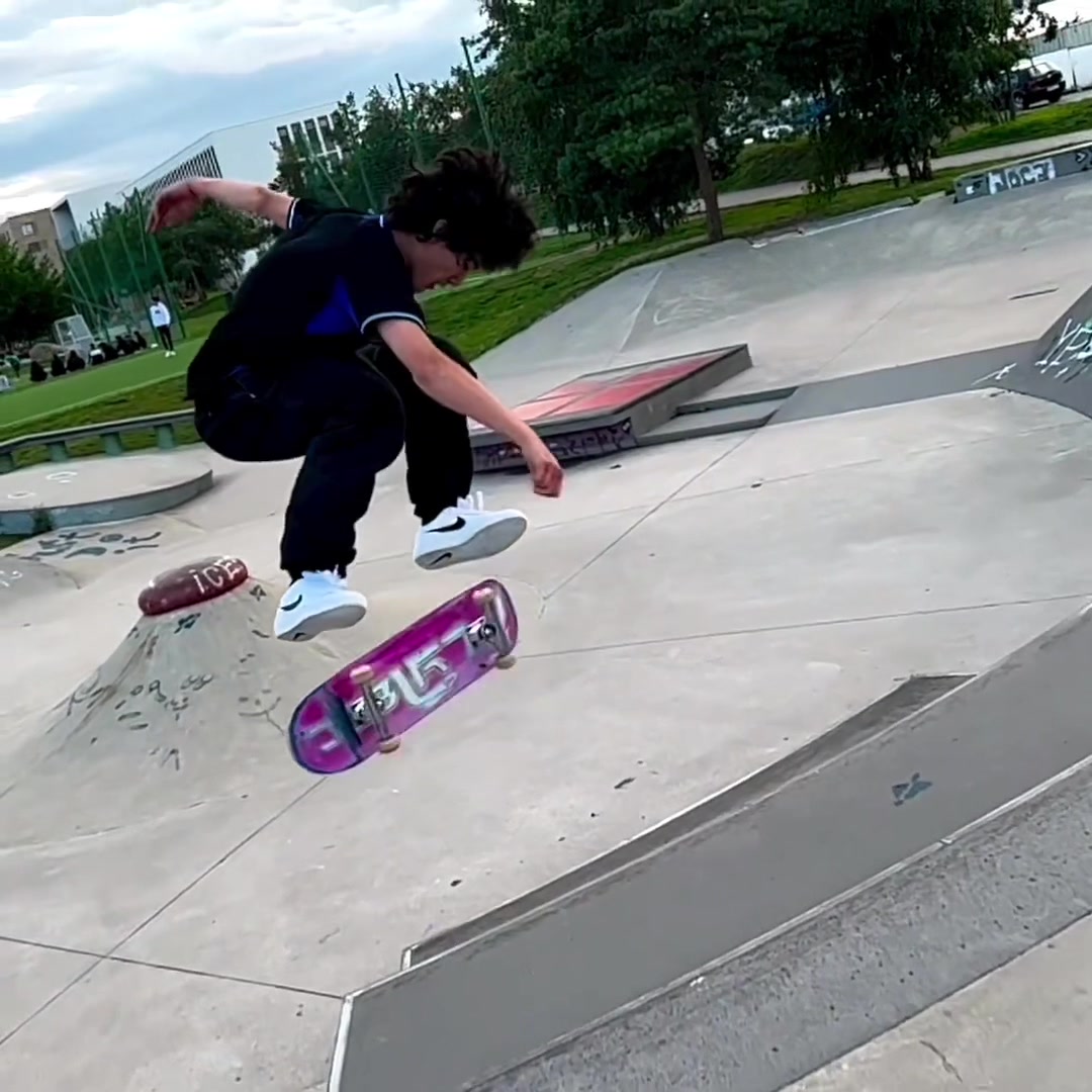 @Da Skate Plugg