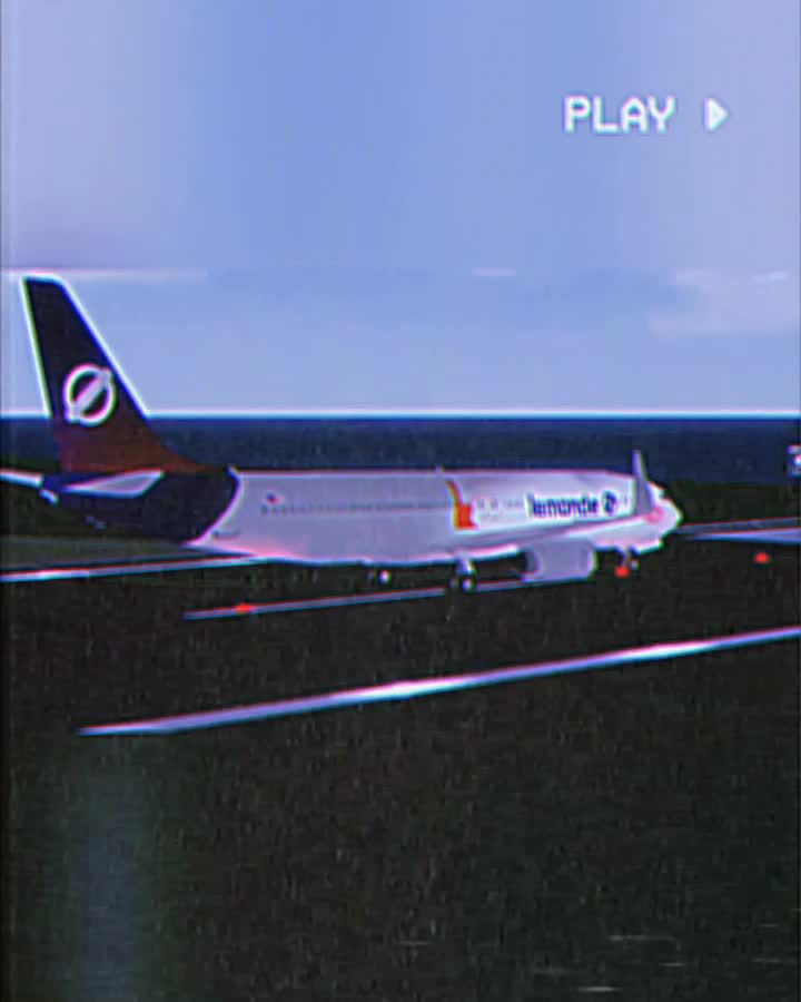 @LxrdAviation