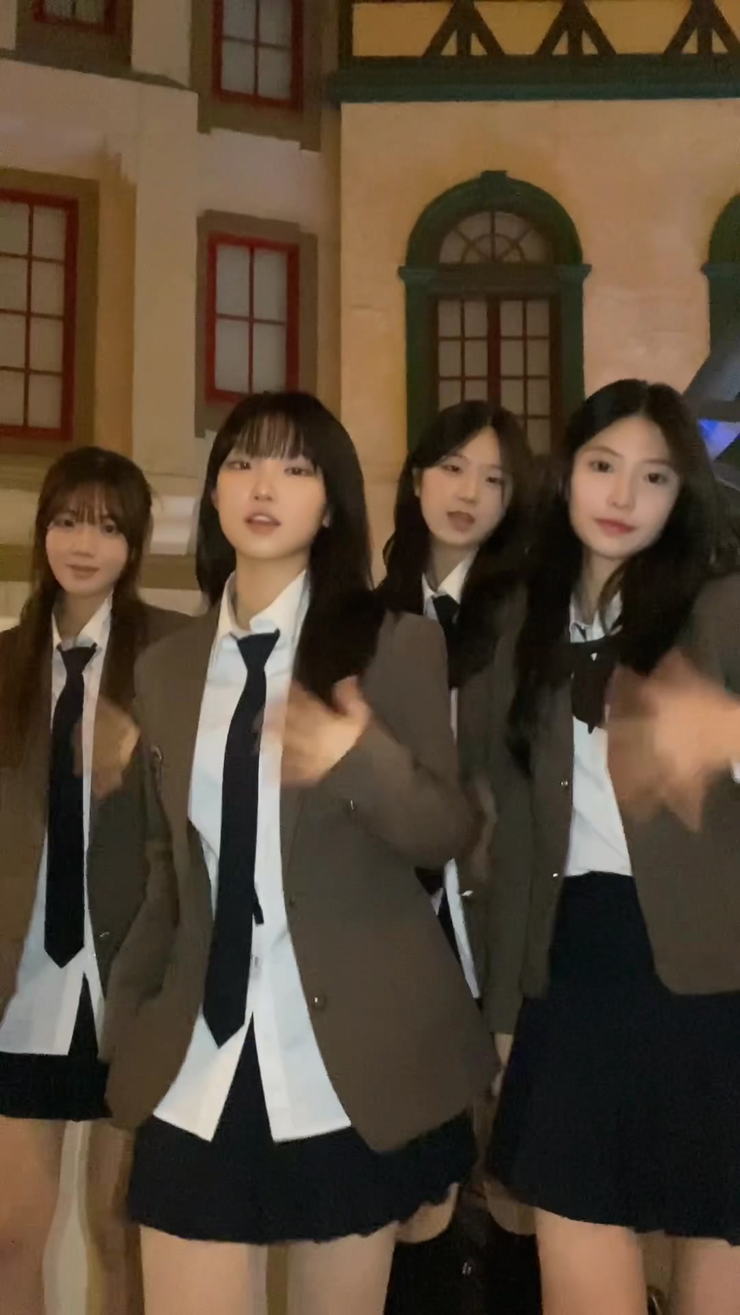 @hsnnbinn