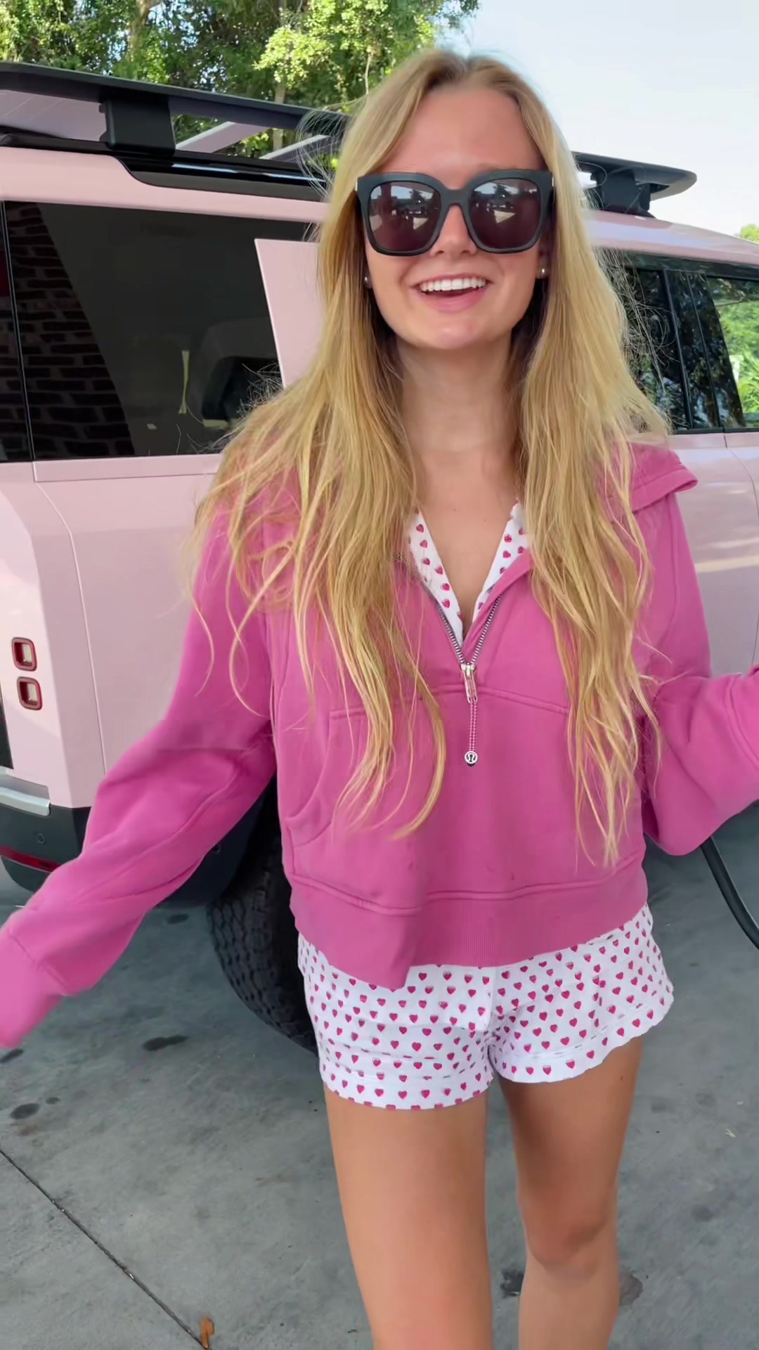 @AddieLovesPink