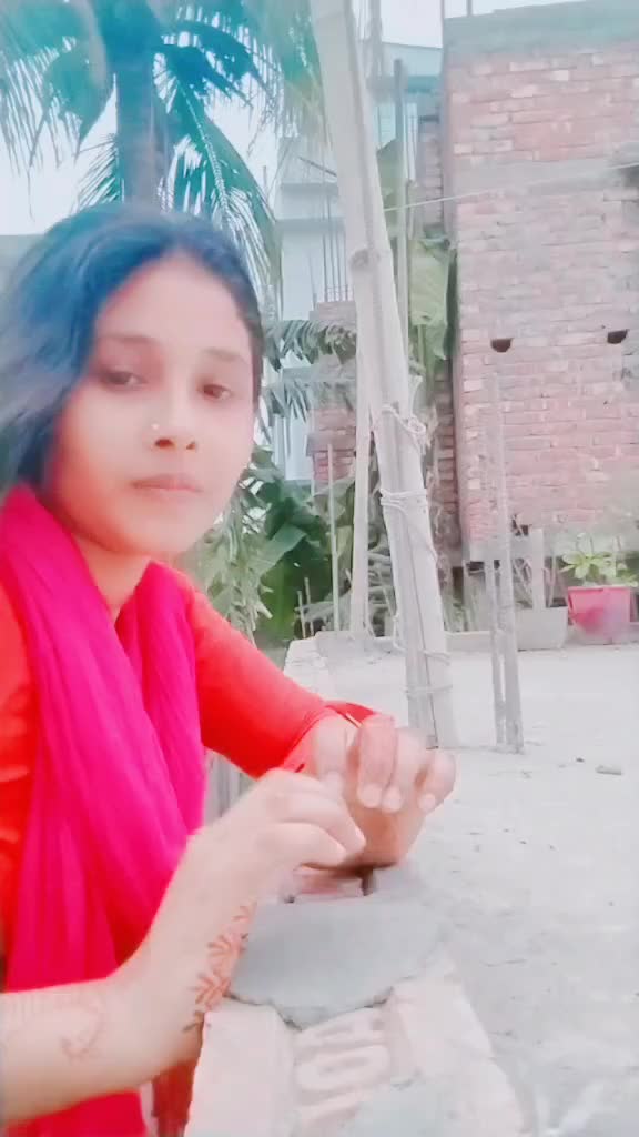 @কঁষ্টেঁ ভঁরাঁ জিঁবঁনঁ আঁমাঁরঁ