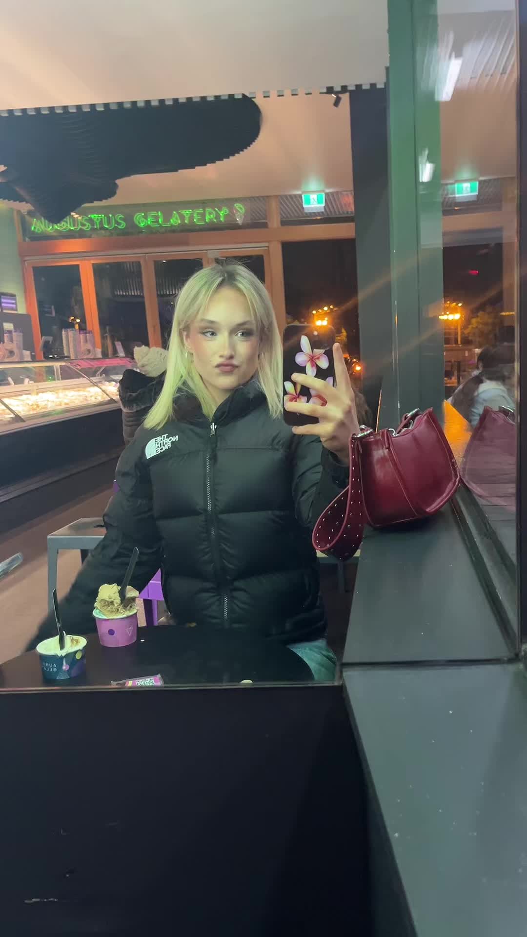 @leilou 🌀