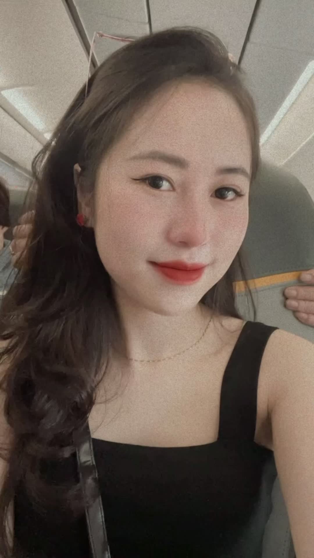 @Hoàng Nga