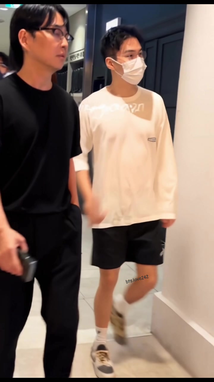 @Bts.love242๐