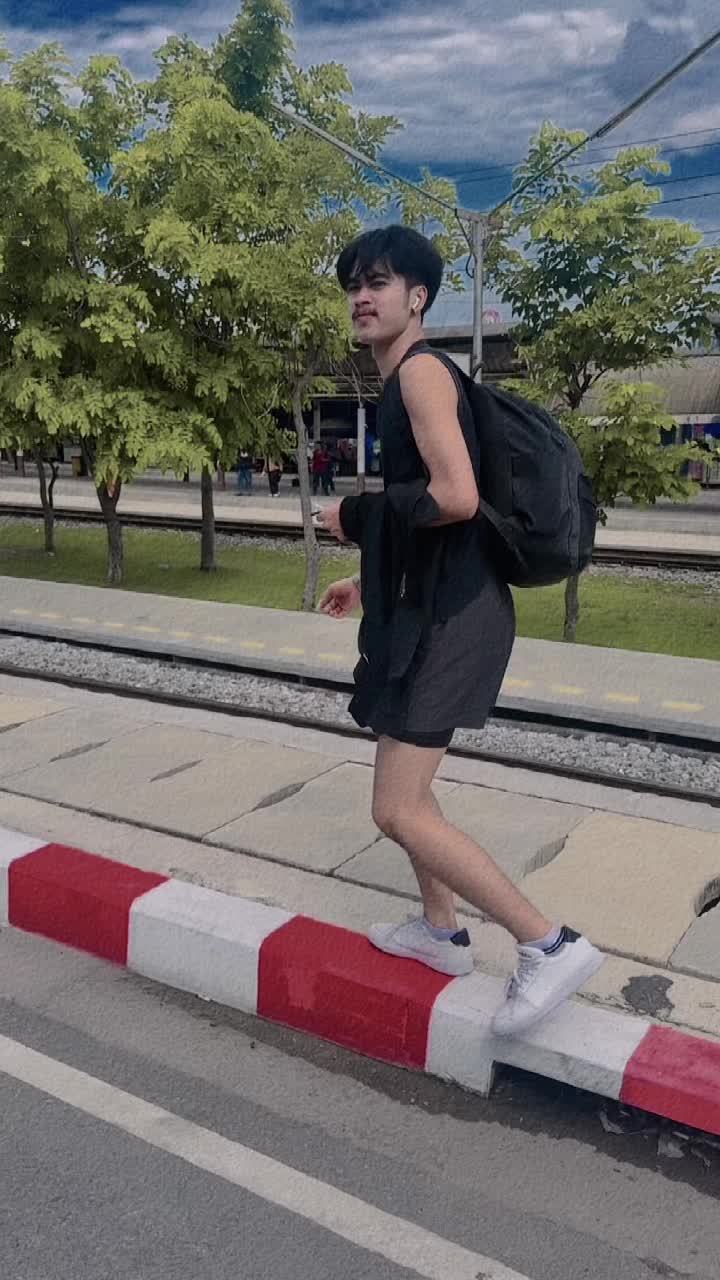 @𝐛𝐞𝐥𝐥_𝟐𝟎𝟎𝟑