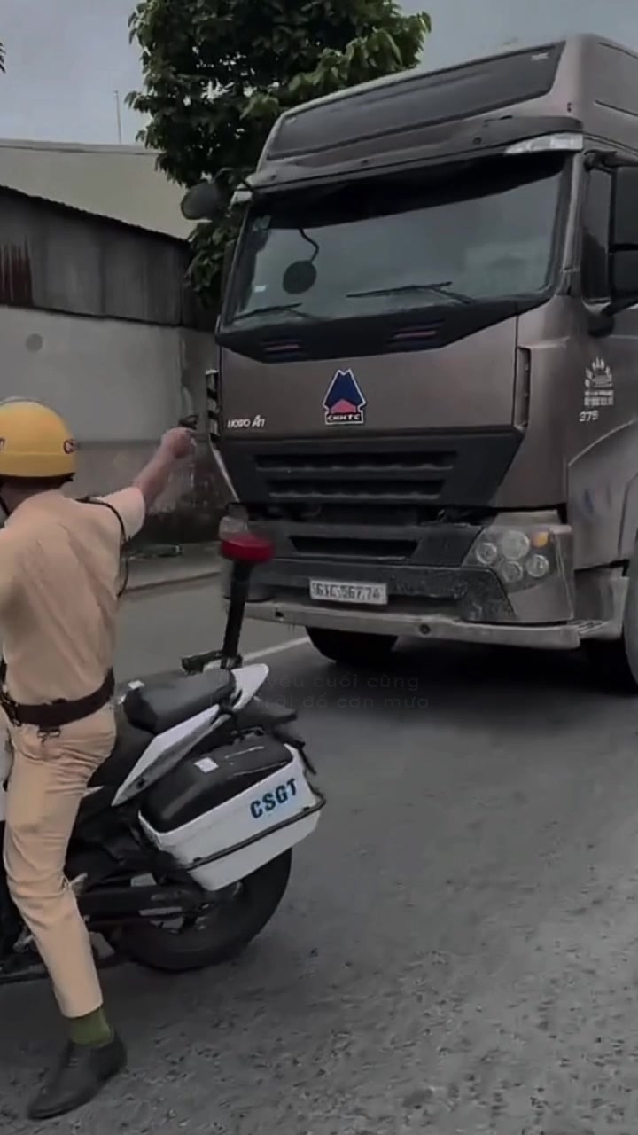 @Tạp Hóa Quân Sự