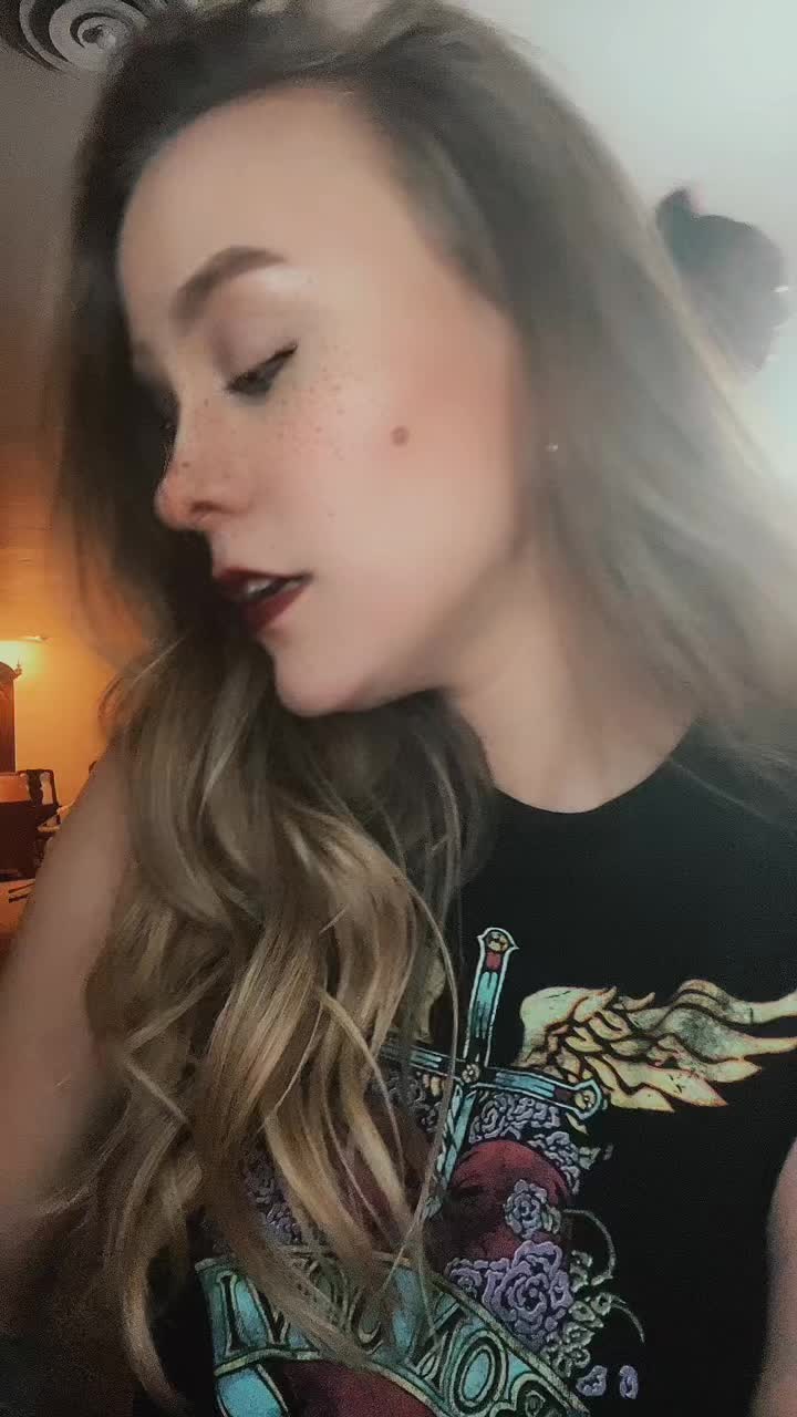 @alrightarianna