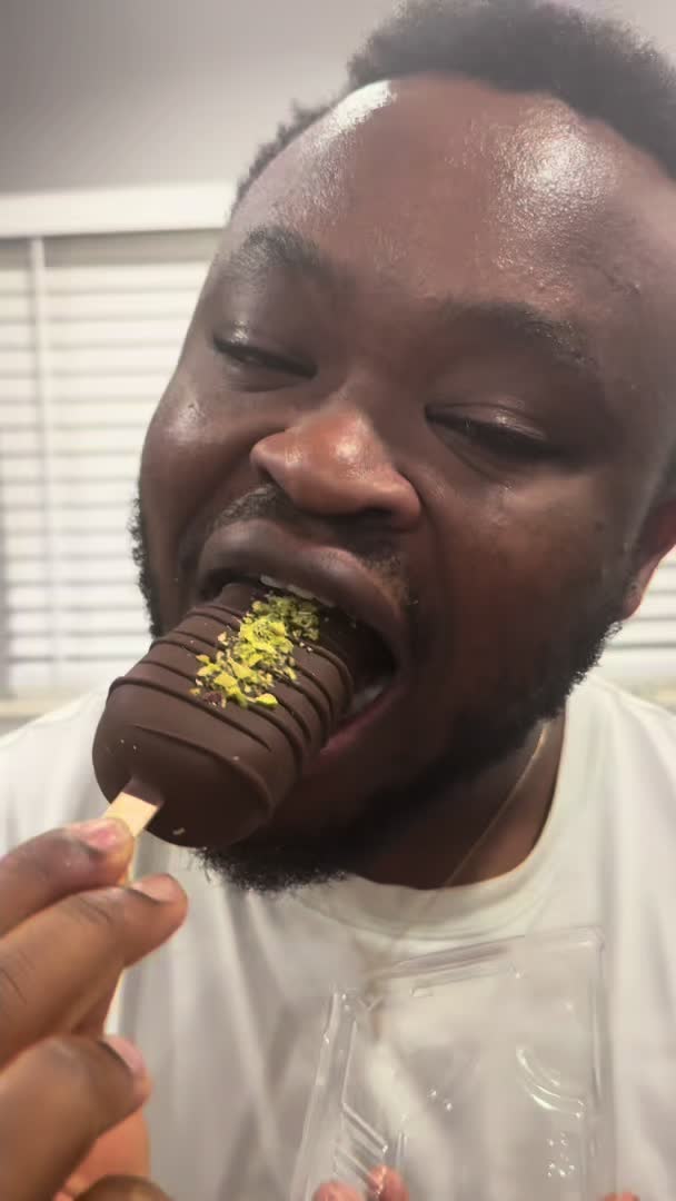 @DrKeitheats