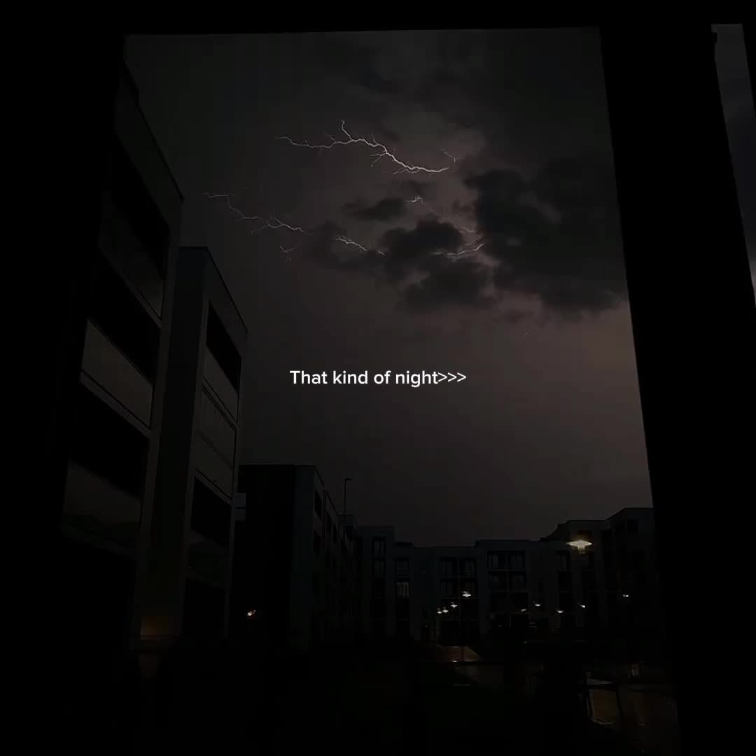 @𝐶om 𝐴mor, 𝑈ma 𝐷oida