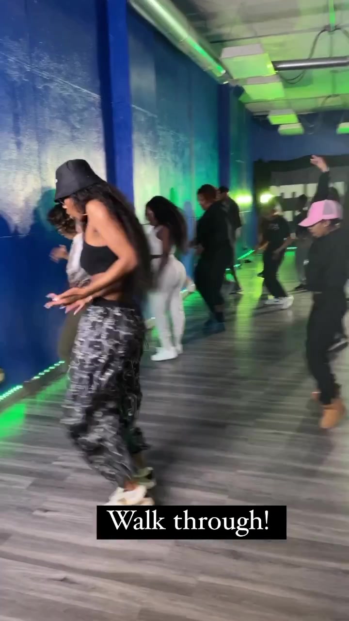 @8countStudios