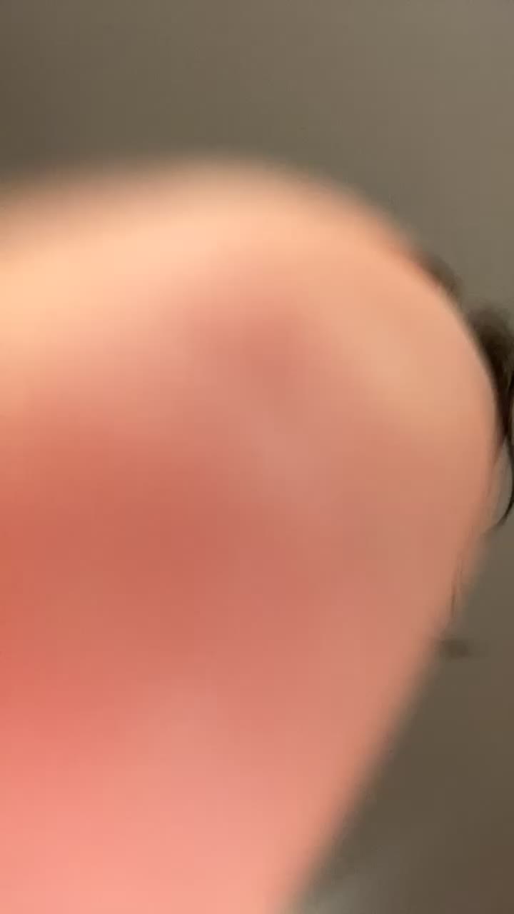@🫣