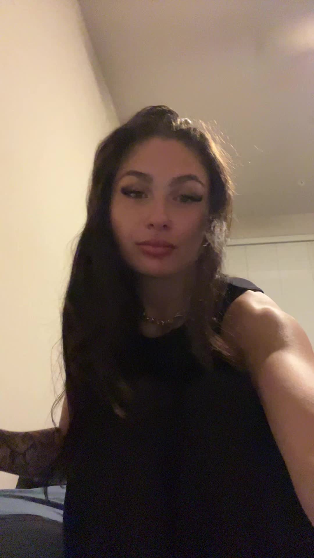 @🍸