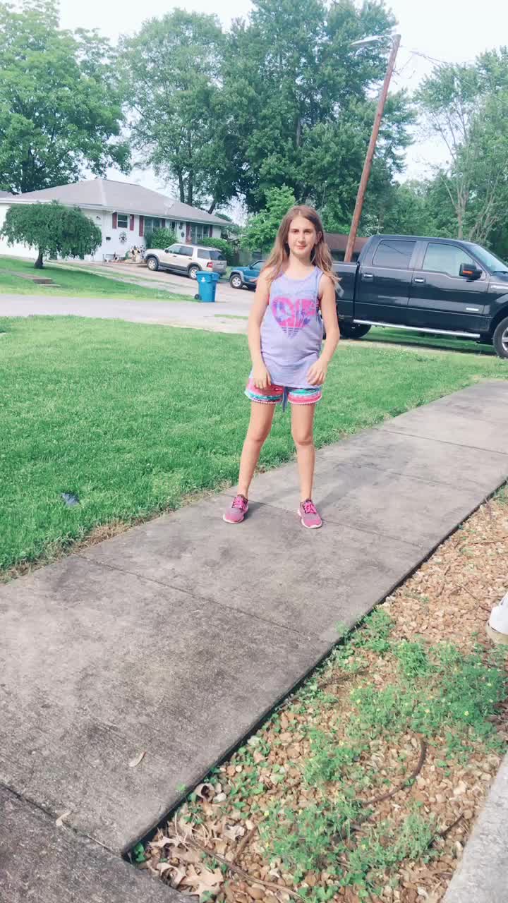 @Chloe Shelton