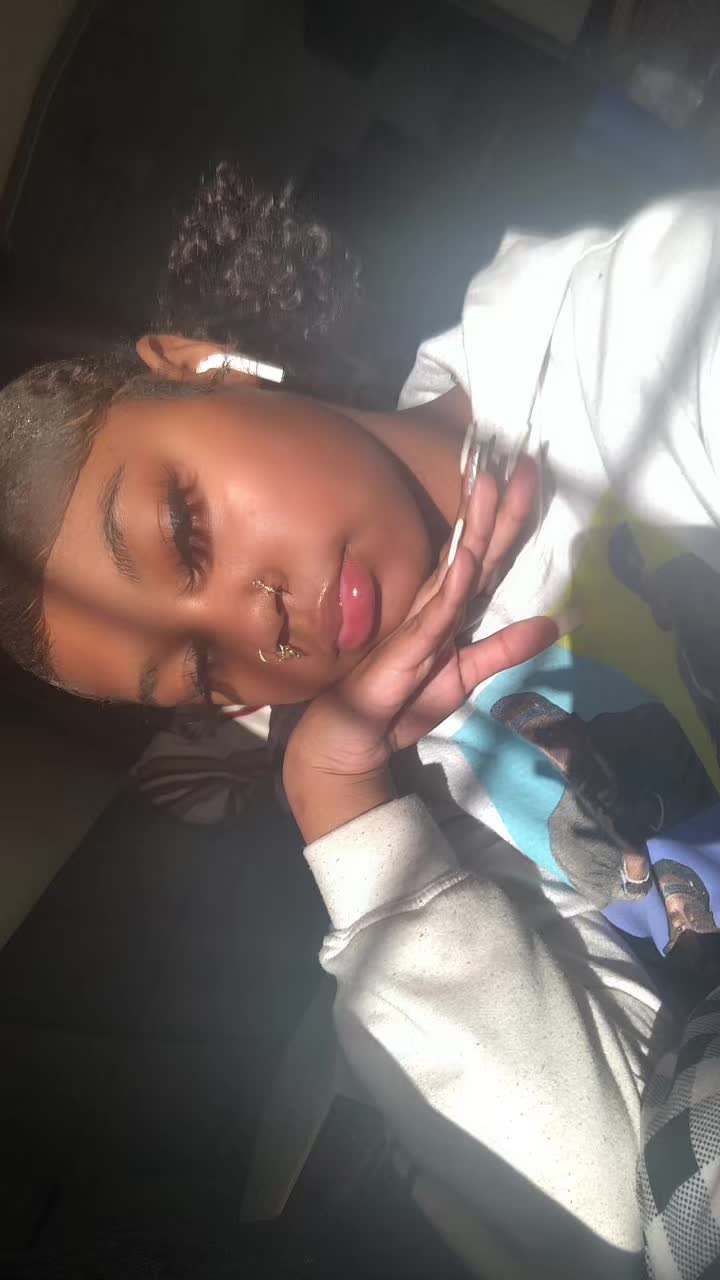@Theyadore.paiiidd
