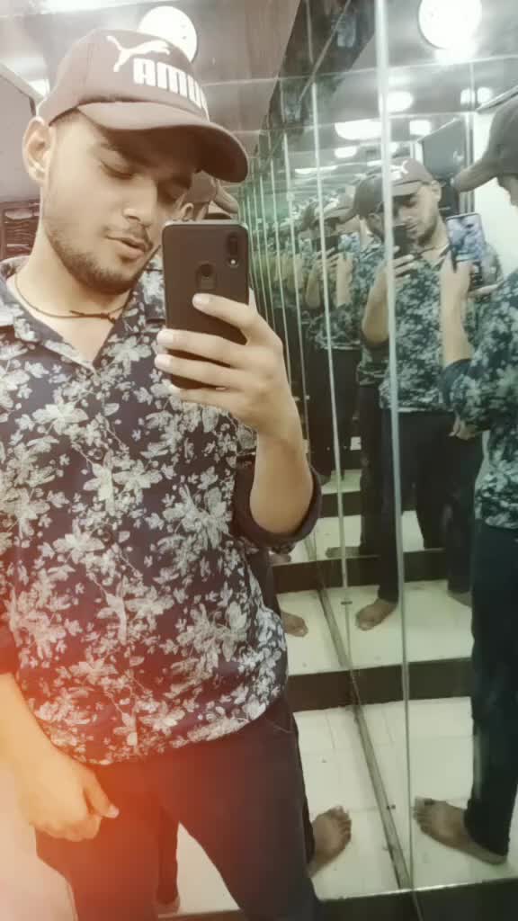 @tarun_bhagtani_