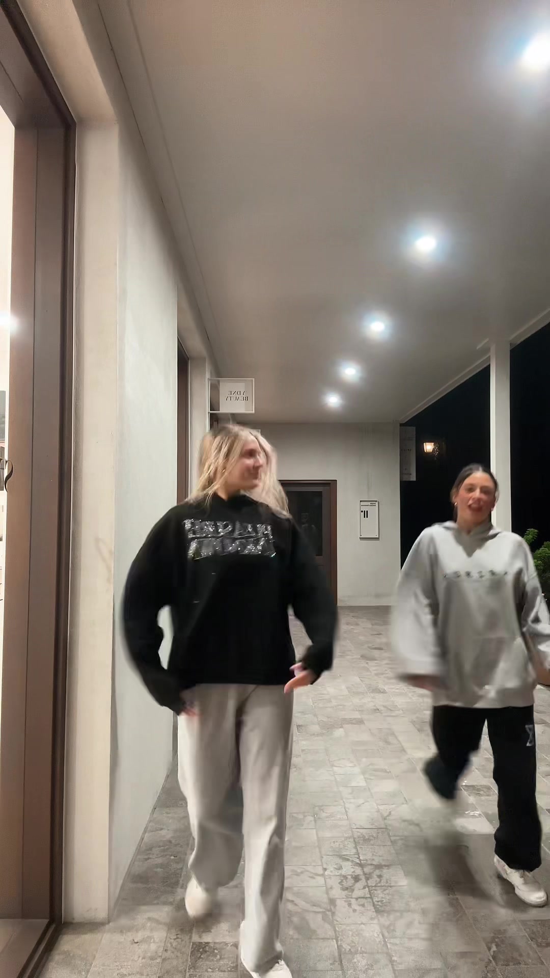 @parislilyfoster