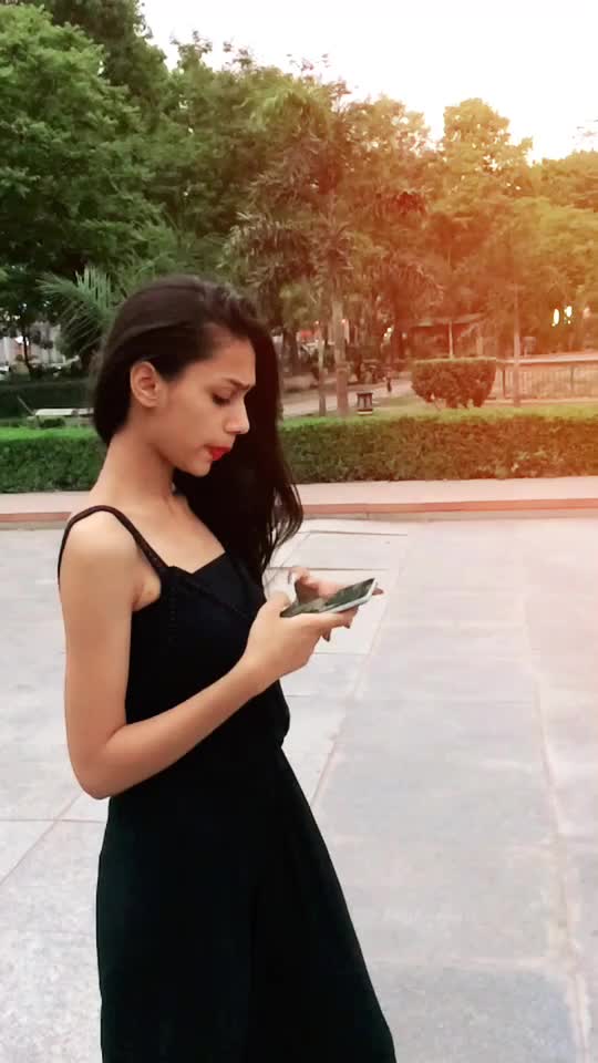 @AAYUSHI🎈