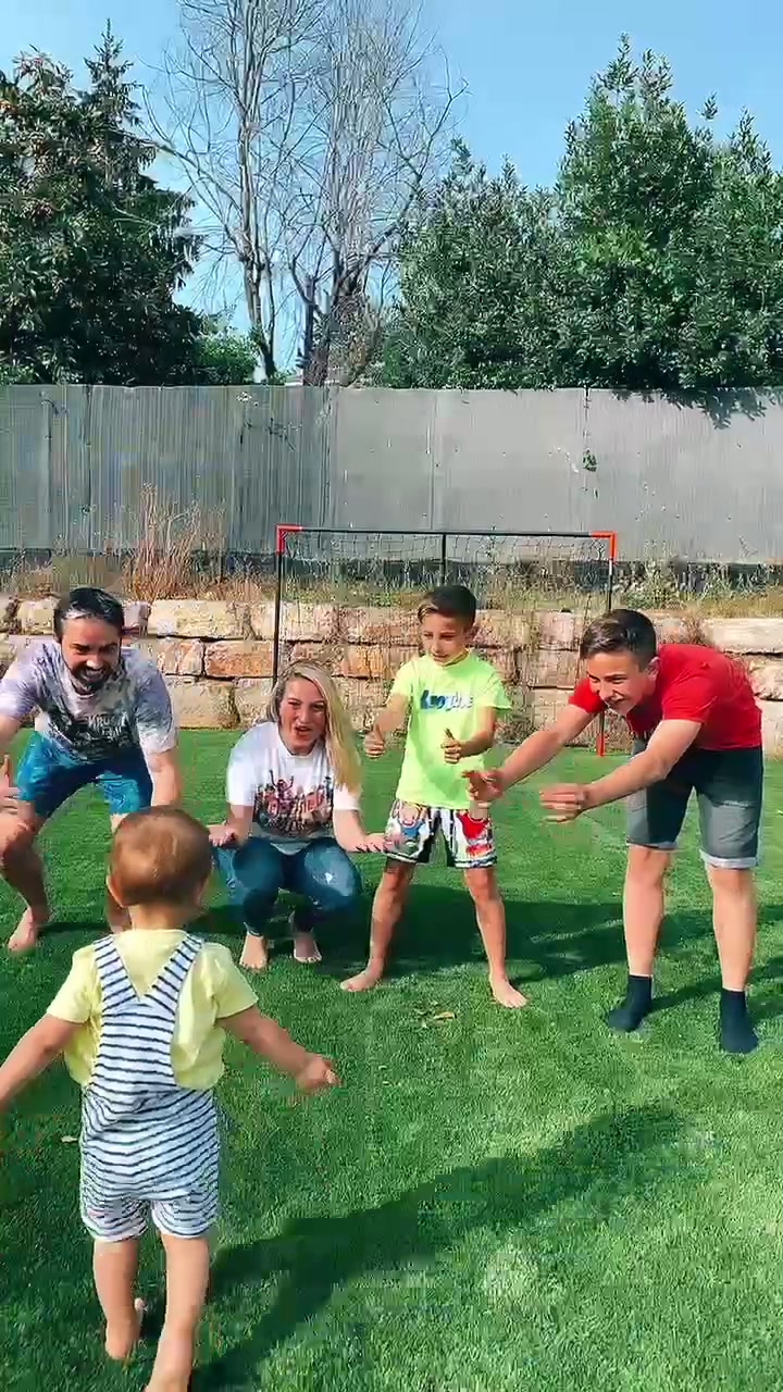@FamilyTube