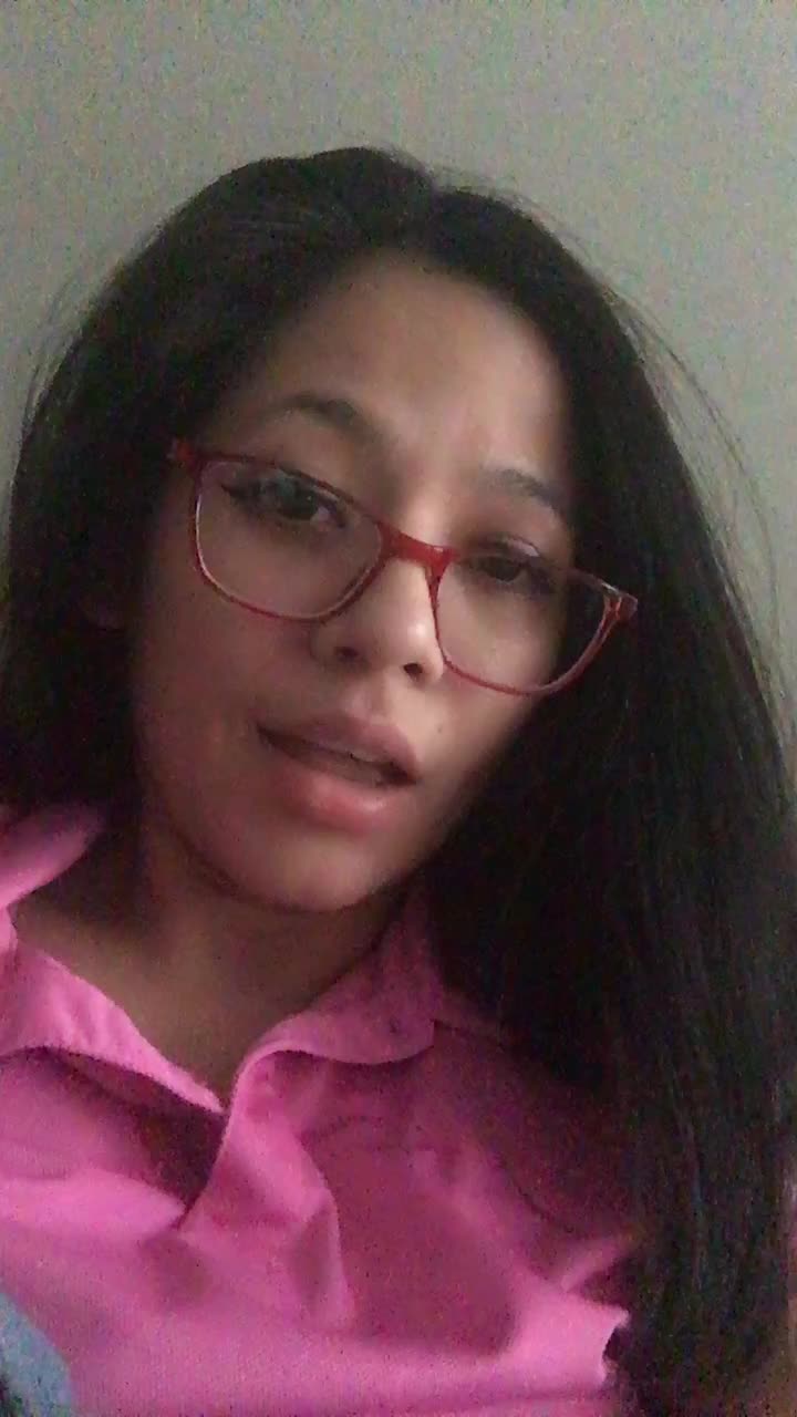 @Ana Flores