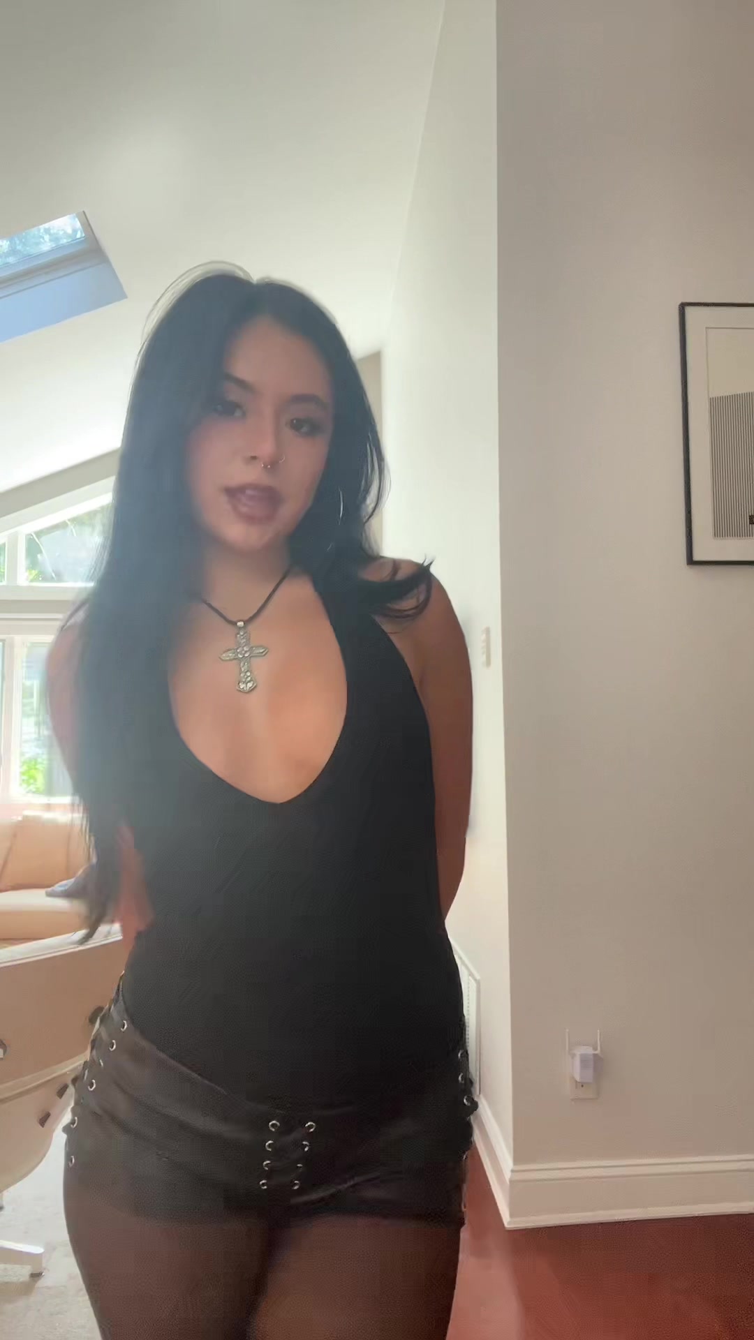 @christi&ntilde;a