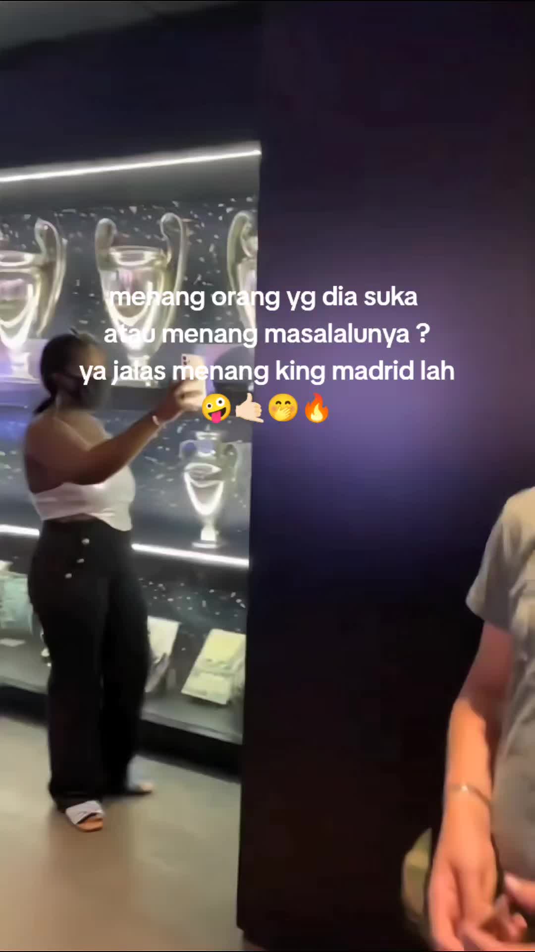 @Supraxblu🥀