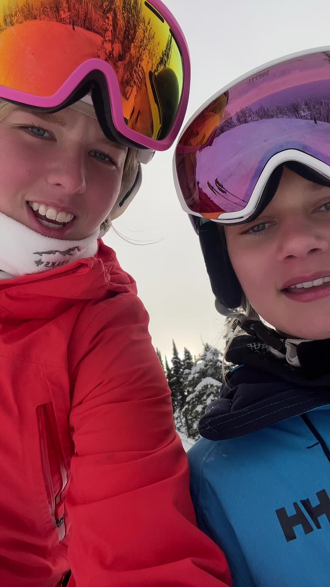 @Sun peaks skiing 🤙