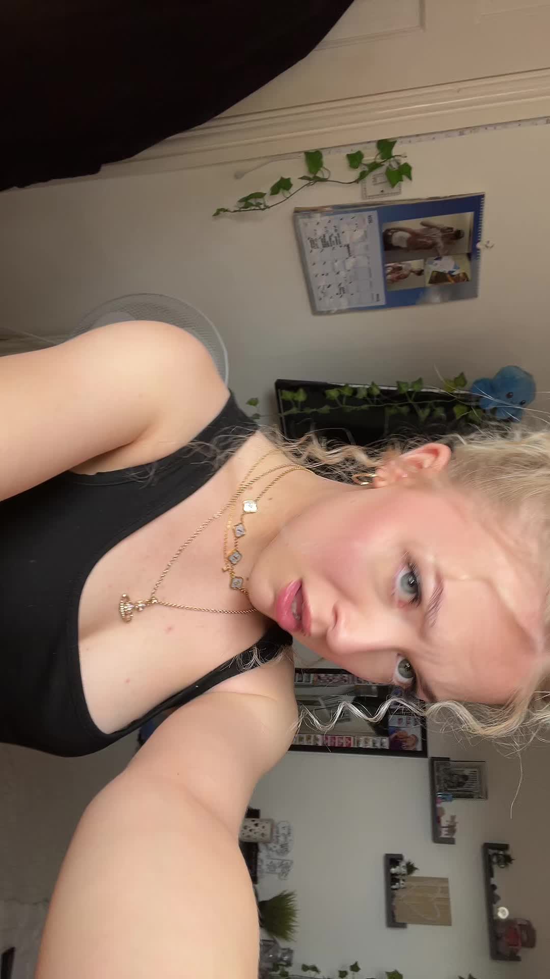 @itsLexie