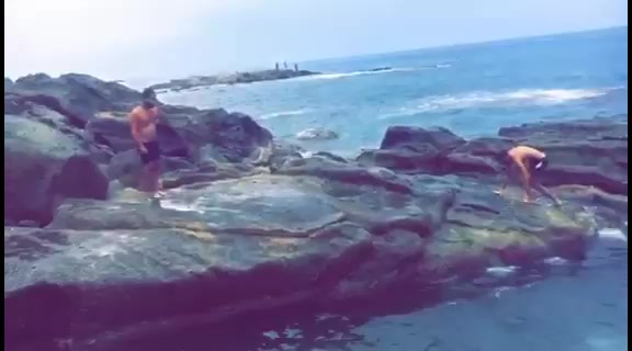 @Bï_Chö