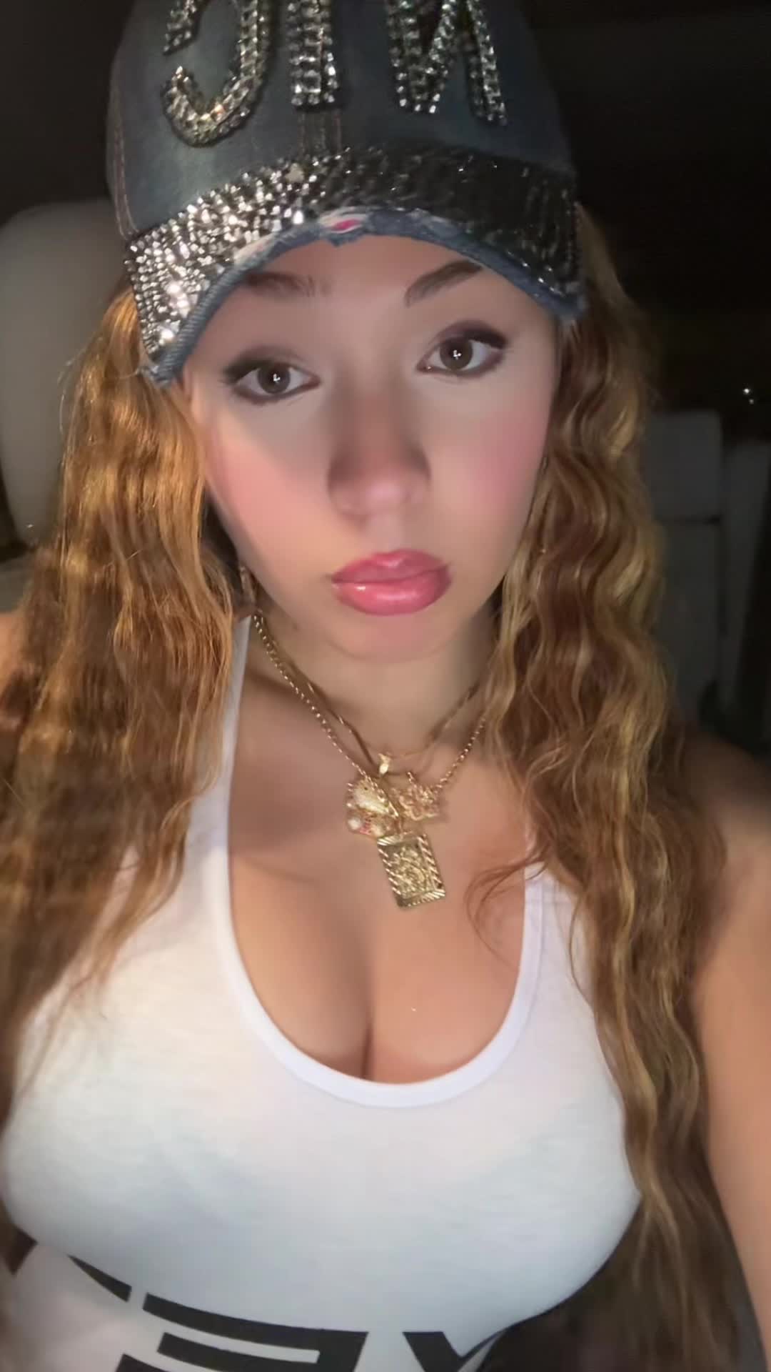 @Cynderella