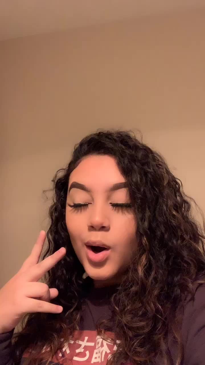 @Sarah Llaverias💸