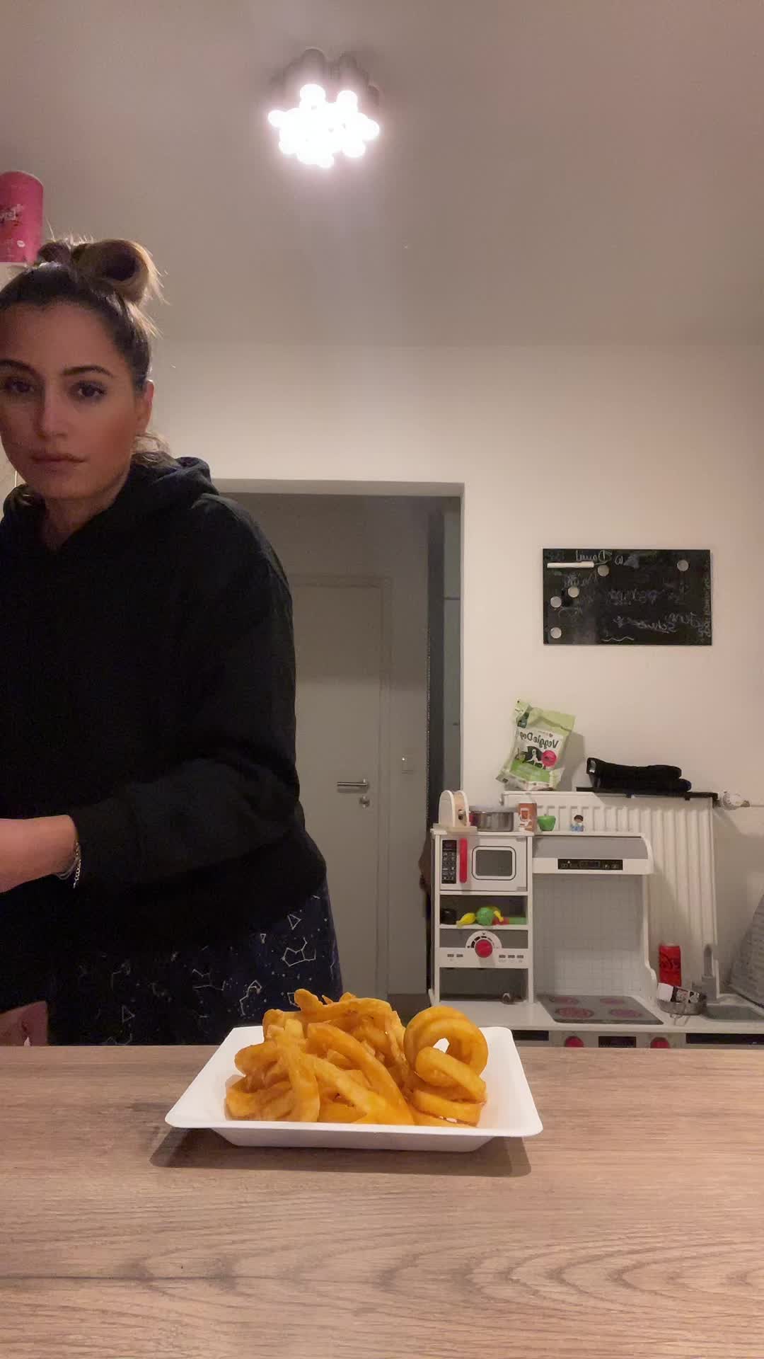 @jenefer_riili