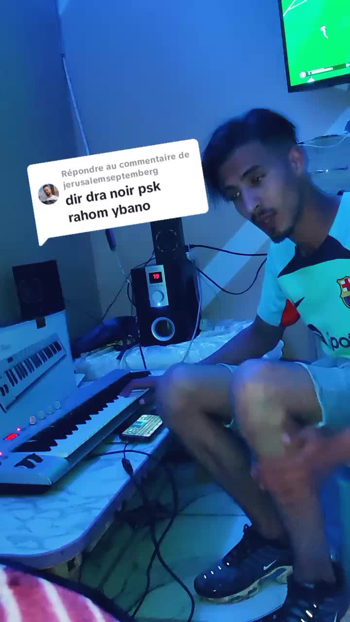 @L&auml; M&atilde;ŕt&iuml;&ntilde;&oslash; 🎹🏴&zwj;☠️