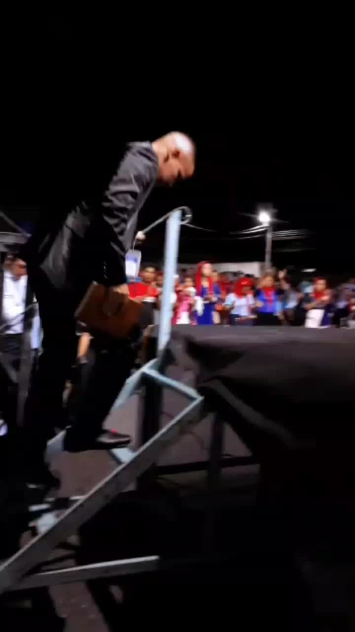 @Joel García